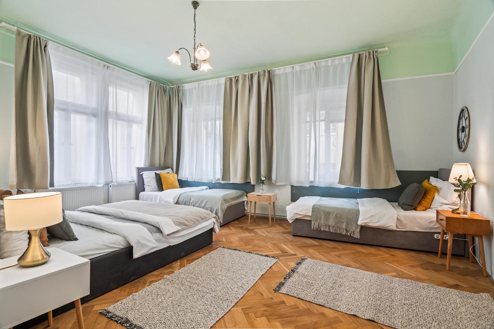 Charles Bridge Historical Apts By Michal&Friends Πράγα Εξωτερικό φωτογραφία