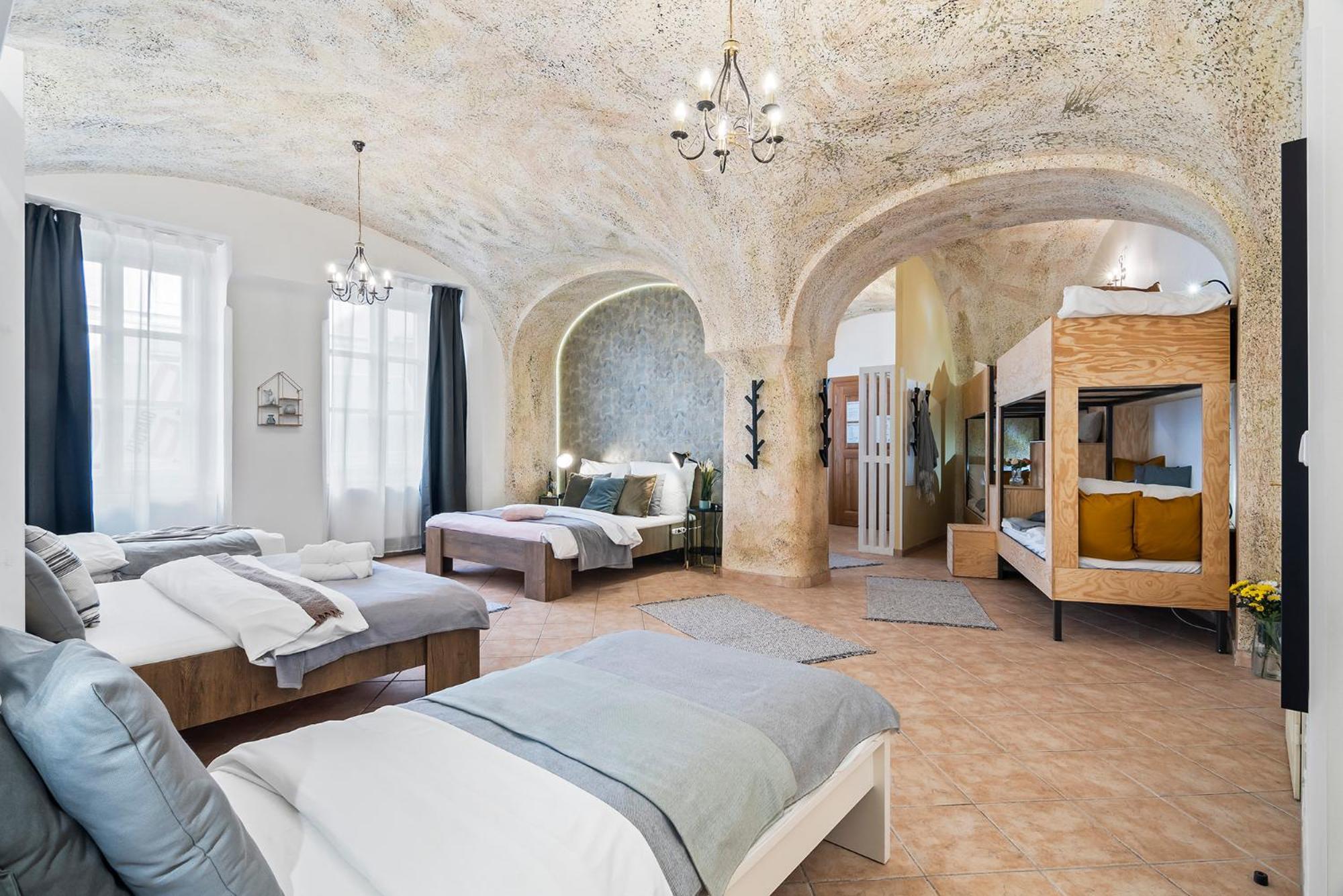 Charles Bridge Historical Apts By Michal&Friends Πράγα Εξωτερικό φωτογραφία