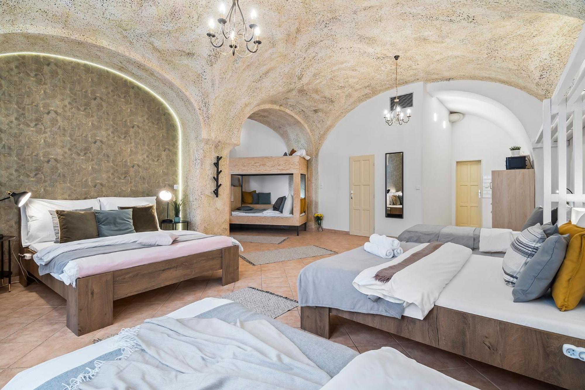 Charles Bridge Historical Apts By Michal&Friends Πράγα Εξωτερικό φωτογραφία