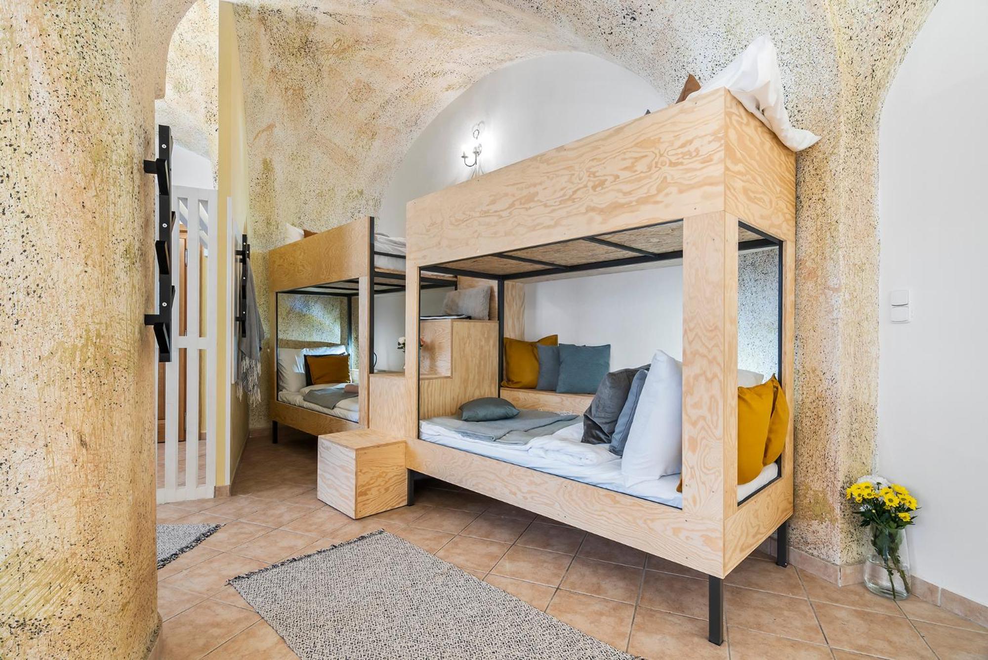 Charles Bridge Historical Apts By Michal&Friends Πράγα Εξωτερικό φωτογραφία